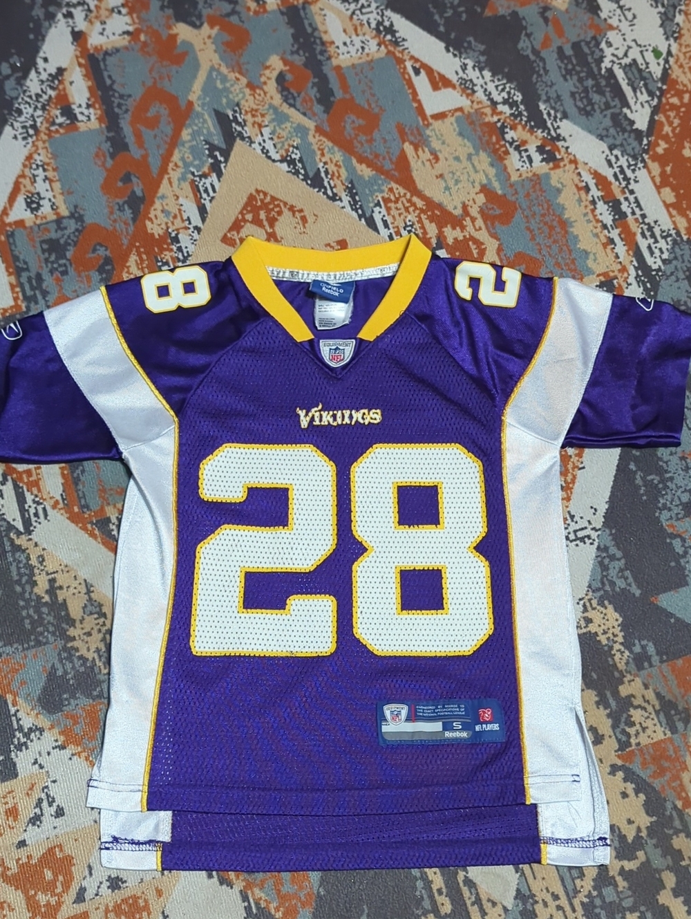 vintage Reebok Minnesota Vikings Adrian Peterson #28 replica football jersey